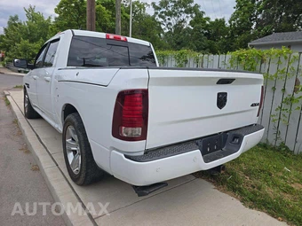 2018 Ram 1500 Sport Crew Cab Short Bed - miniatura 2