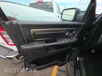 2018 Ram 1500 Sport Crew Cab Short Bed – miniatura 9