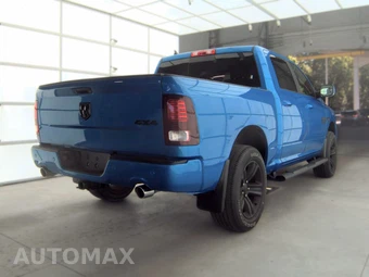 2018 Ram 1500 Sport Crew Cab Short Bed - miniatura 4