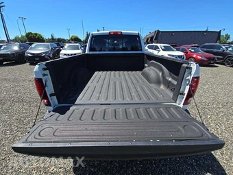 2018 Ram 1500 Sport Extended Cab Medium Bed - miniatura 11