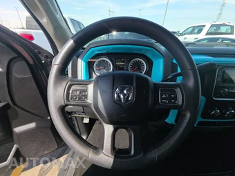 2018 Ram 1500 ST Crew Cab Short Bed - miniatura 10