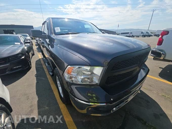 2018 Ram 1500 ST Crew Cab Short Bed - miniatura 3