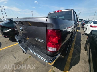 2018 Ram 1500 ST Crew Cab Short Bed - miniatura 4