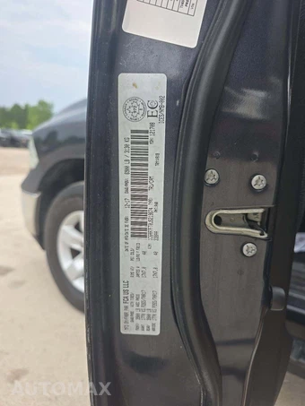 2018 Ram 1500 ST Extended Cab Medium Bed - miniatura 2