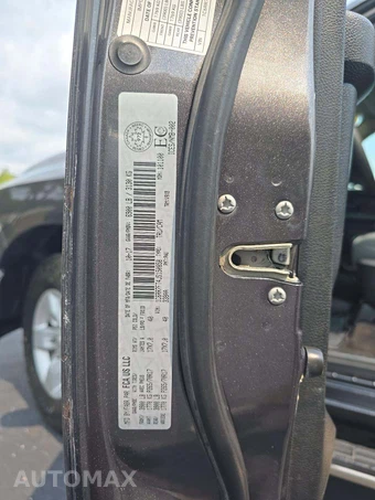 2018 Ram 1500 ST Extended Cab Medium Bed - miniatura 2