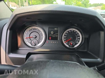 2018 Ram 1500 ST Extended Cab Medium Bed - miniatura 6