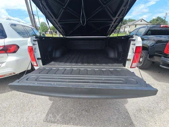 2018 Ram 1500 Tradesman Crew Cab Medium Bed - miniatura 14