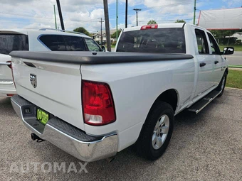 2018 Ram 1500 Tradesman Crew Cab Medium Bed - miniatura 3
