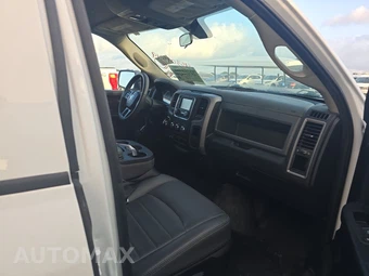 2018 Ram 1500 Tradesman Crew Cab Short Bed - miniatura 8
