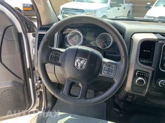 2018 Ram 1500 Tradesman Extended Cab Medium Bed - miniatura 16