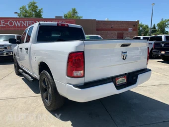 2018 Ram 1500 Tradesman Extended Cab Medium Bed - miniatura 2