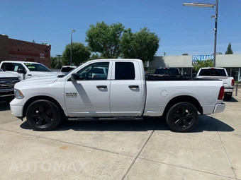 2018 Ram 1500 Tradesman Extended Cab Medium Bed - miniatura 4