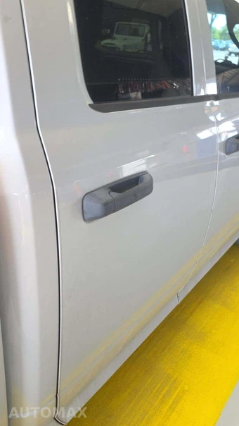 2018 Ram 1500 Tradesman Extended Cab Medium Bed – miniatura 20