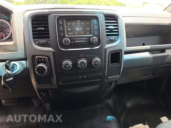 2018 Ram 1500 Tradesman Extended Cab Medium Bed – miniatura 10