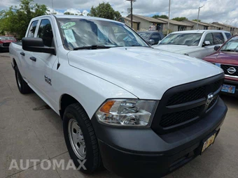 2018 Ram 1500 Tradesman Extended Cab Medium Bed – miniatura 4
