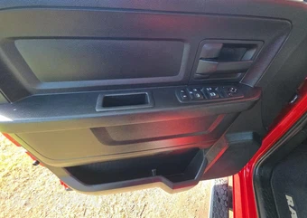 2018 Ram 1500 Tradesman Extended Cab Medium Bed - miniatura 15