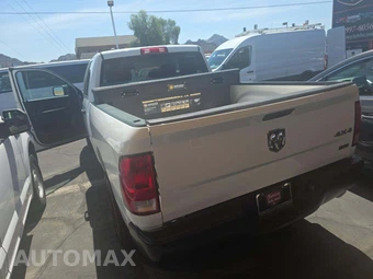 2018 Ram 1500 Tradesman Extended Cab Medium Bed - miniatura 2