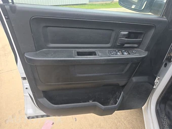 2018 Ram 1500 Tradesman Extended Cab Medium Bed – miniatura 9