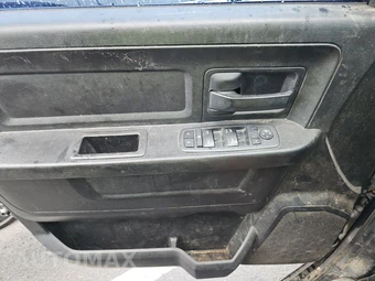 2018 Ram 1500 Tradesman Extended Cab Medium Bed – miniatura 9