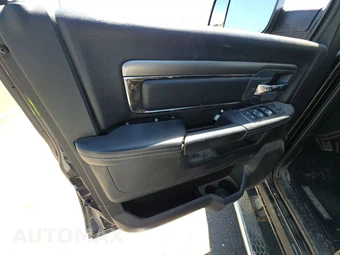 2018 Ram 2500 Big Horn Crew Cab Medium Bed – miniatura 9