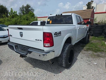 2018 Ram 2500 Big Horn Crew Cab Medium Bed - miniatura 3