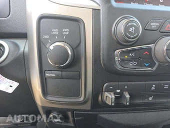 2018 Ram 2500 Big Horn Crew Cab Medium Bed - miniatura 35