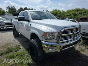 2018 Ram 2500 Big Horn Crew Cab Medium Bed - miniatura 4
