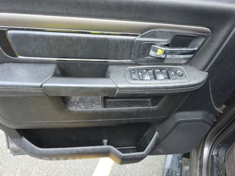 2018 Ram 2500 Big Horn Crew Cab Medium Bed - miniatura 14