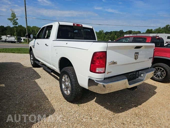 2018 Ram 2500 Big Horn Crew Cab Medium Bed - miniatura 2