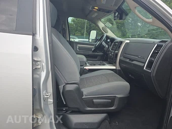 2018 Ram 2500 Big Horn Extended Crew Cab Medium Bed - miniatura 2