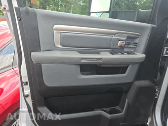 2018 Ram 2500 Big Horn Extended Crew Cab Medium Bed - miniatura 3