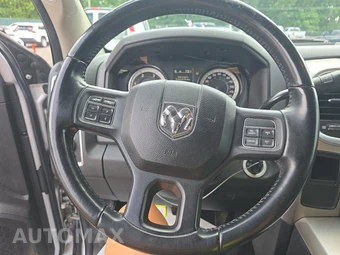 2018 Ram 2500 Big Horn Extended Crew Cab Medium Bed - miniatura 4