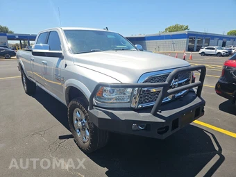 2018 Ram 2500 Laramie Crew Cab Long Bed - miniatura 3
