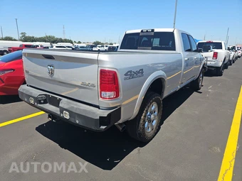 2018 Ram 2500 Laramie Crew Cab Long Bed - miniatura 4