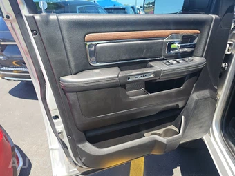 2018 Ram 2500 Laramie Crew Cab Long Bed - miniatura 9