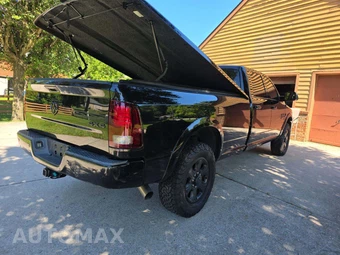 2018 Ram 2500 Laramie Crew Cab Long Bed - miniatura 3