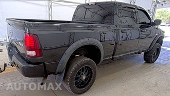2018 Ram 2500 Laramie Crew Cab Medium Bed – miniatura 4