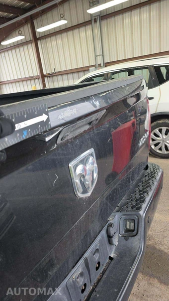 2018 Ram 2500 Laramie Crew Cab Medium Bed – miniatura 40