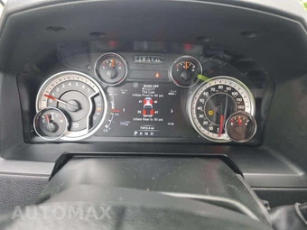2018 Ram 2500 Laramie Crew Cab Medium Bed - miniatura 9