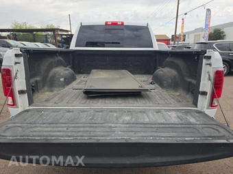 2018 Ram 2500 Laramie Crew Cab Medium Bed - miniatura 14
