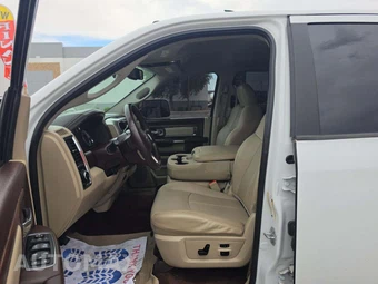 2018 Ram 2500 Laramie Crew Cab Medium Bed - miniatura 6