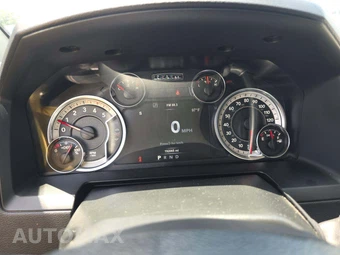 2018 Ram 2500 Laramie Crew Cab Medium Bed - miniatura 9