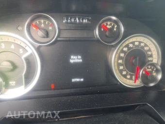 2018 Ram 2500 Laramie Crew Cab Medium Bed - miniatura 12