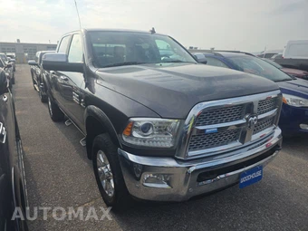 2018 Ram 2500 Laramie Crew Cab Medium Bed - miniatura 3