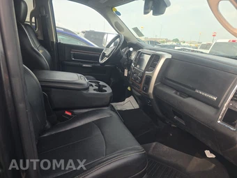 2018 Ram 2500 Laramie Crew Cab Medium Bed - miniatura 8