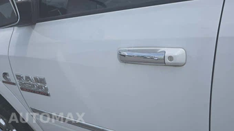 2018 Ram 2500 Laramie Crew Cab Medium Bed - miniatura 24