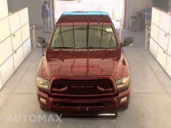 2018 Ram 2500 Laramie Extended Crew Cab Medium Bed - miniatura 2