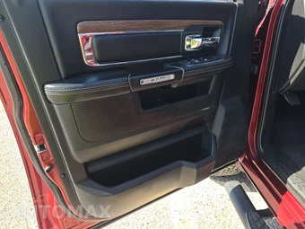 2018 Ram 2500 Laramie Extended Crew Cab Medium Bed - miniatura 9