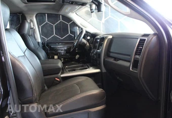 2018 Ram 2500 Laramie Extended Crew Cab Medium Bed - miniatura 5