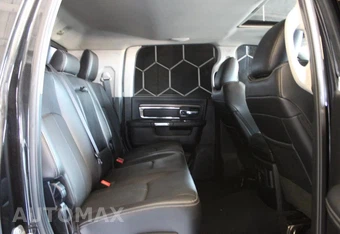 2018 Ram 2500 Laramie Extended Crew Cab Medium Bed - miniatura 6